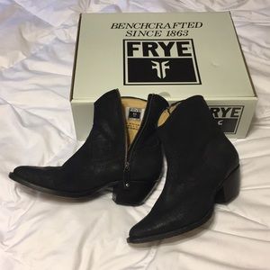 Frye Sacha Short Boots